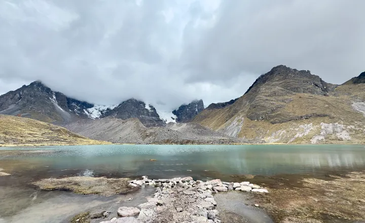 Vista panorámica del nevado Ausangate